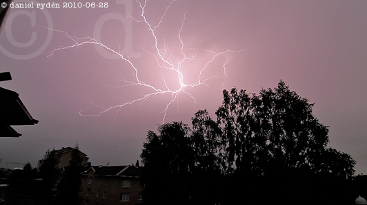 Flash - thunder! Åskväder över Östersund! © D.Rydén