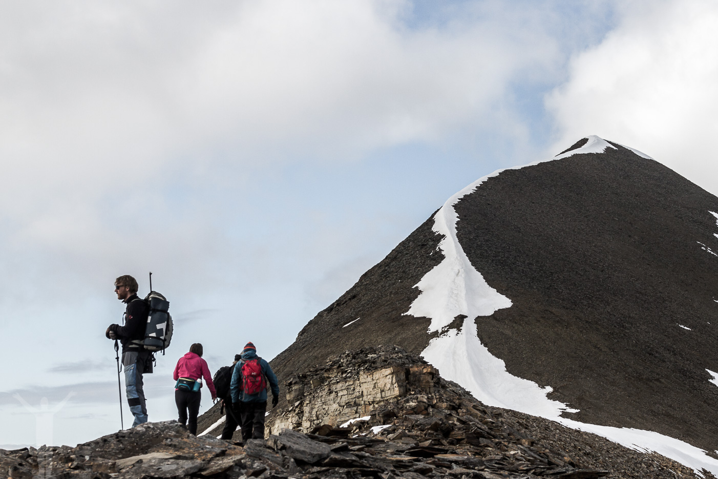 Bergsbestigning och topptur på Svalbard