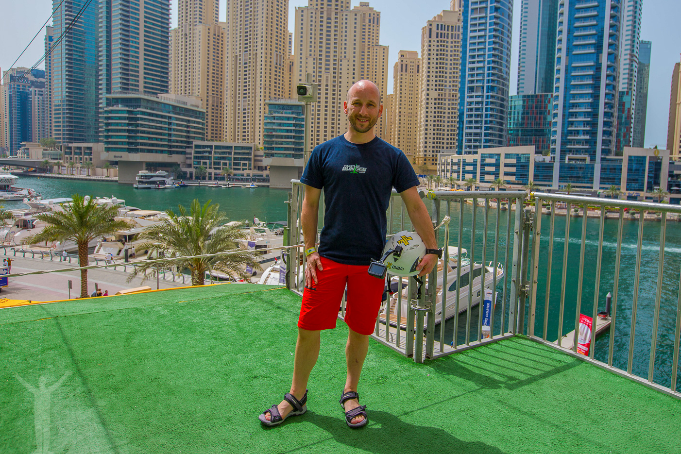 Dryden har testat zipline i Dubai Marina
